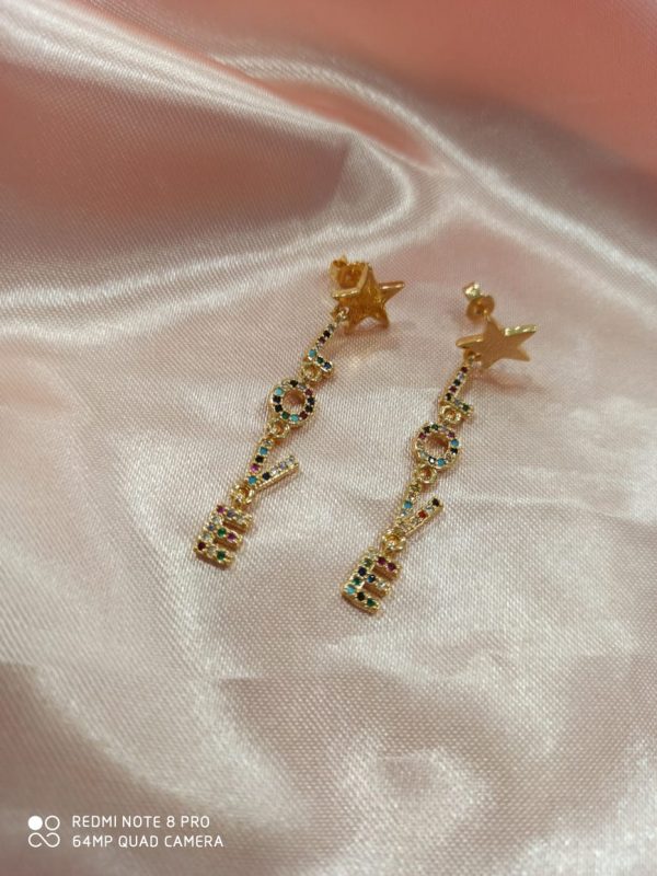 Aretes colgantes mini zirconias multi colors _ LOVE